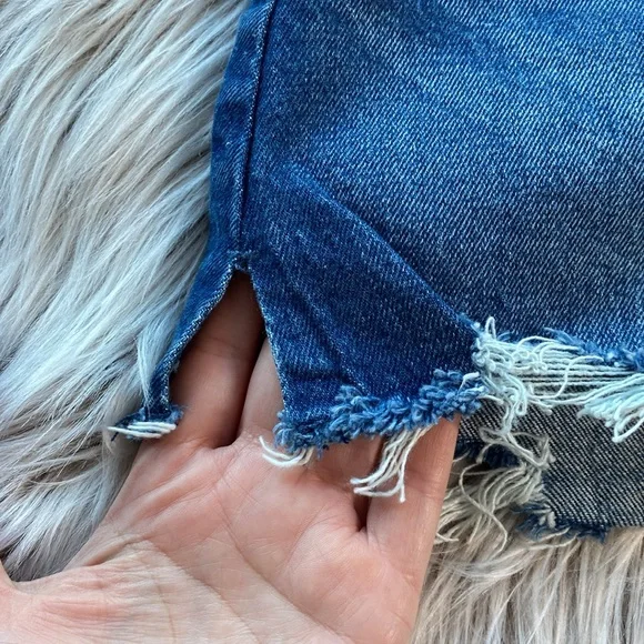 NWT Abercrombie & Fitch Curve Love Cutoff Short High Rise Size 0 or 25 - Picture 5 of 11